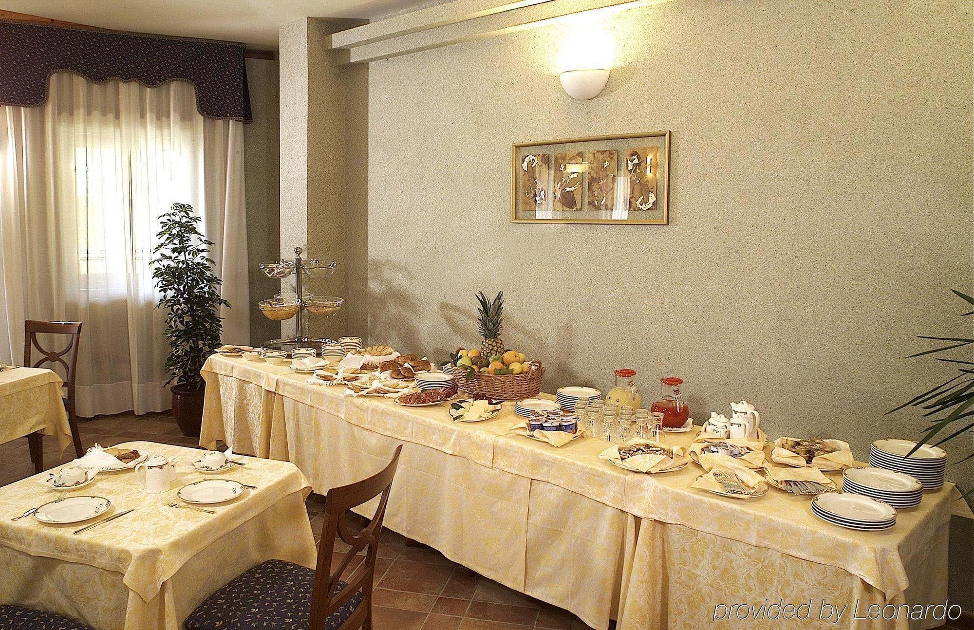 Hotel San Giorgio Sangano Restaurante foto