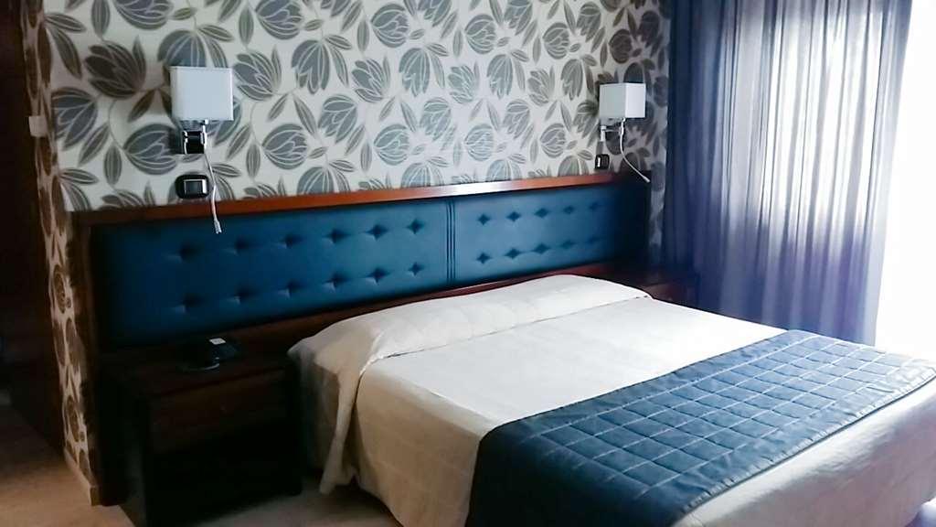 Hotel San Giorgio Sangano Habitación foto