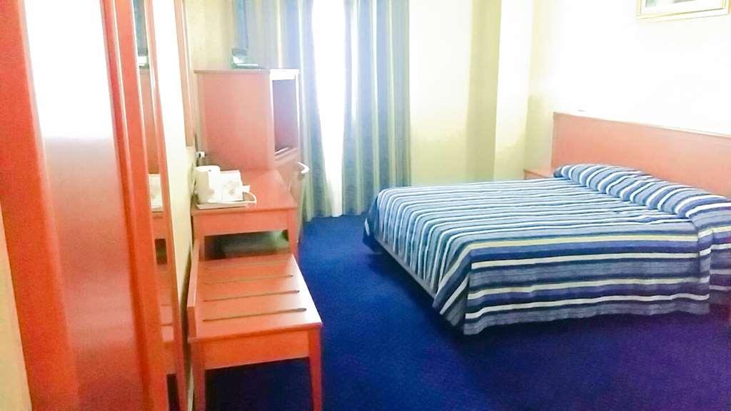 Hotel San Giorgio Sangano Habitación foto